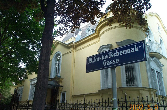 01Street sign