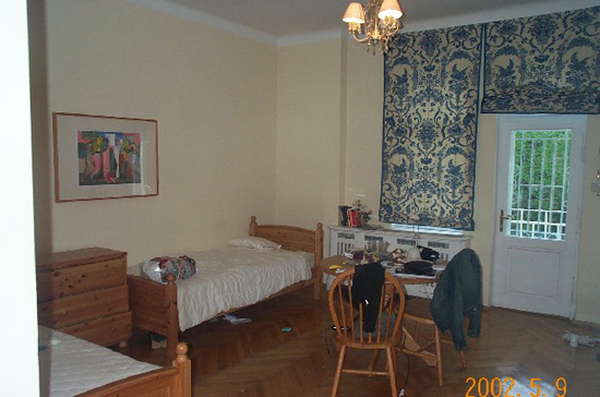 11jess n jen's room