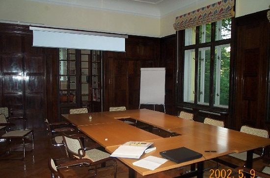 19school room2