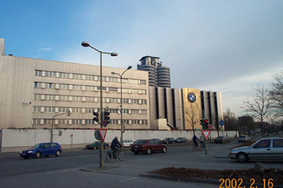 02 Factory