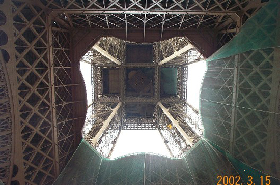 middle of Eiffel